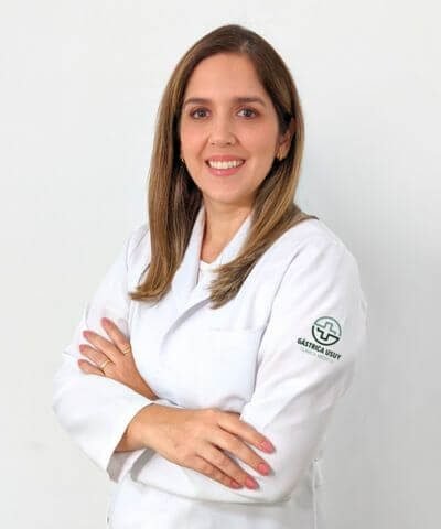 Dra. Camila Fonseca — Clínica Gástrica Usuy