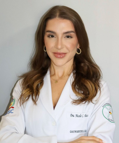 Dra. Nicolle Casas Blanco — Clínica Gástrica Usuy